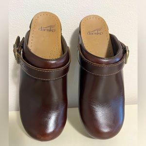 Dansko clogs - the iconic original leather clog